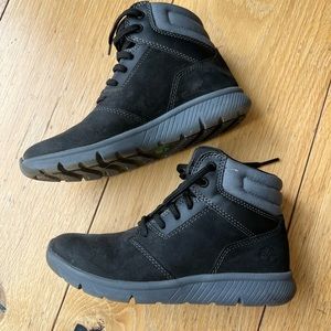 Timberland Boy's Boltero Suede Leather Black Hi Top
Sneaker Boot